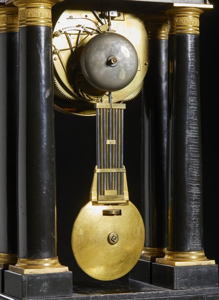 MANIFATTURA FRANCESE DEL XIX SECOLO : Orologio a pendolo in legno ebanizzato e bronzi dorati, quattro colonne a sorreggere il quadrante e la parte superiore, sormontata da figura di Arianna addormentata  - Asta Asta 469 | ARTE ANTICA E DEL XIX SECOLO Online - Associazione Nazionale - Case d'Asta italiane