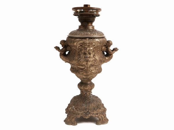 Lume a olio in metallo  - Asta Dballage. Occasioni in asta - Associazione Nazionale - Case d'Asta italiane