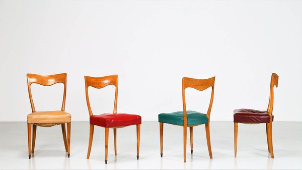 MANIFATTURA ITALIANA : Quattro sedie in legno e sky, anni 50  - Asta ASTA 247 DESIGN - Associazione Nazionale - Case d'Asta italiane