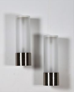 ANGELO LELLI - Coppia di appliques in metallo satinato, vetro opalino e metallo laccatoper Arredoluce, anni 50