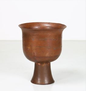 GIO' PONTI - Attrib. Grande vaso in rame battuto, anni 40