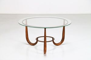 Anonimo - Tavolino tondo in rarme battuto e piano in vetro, anni 50