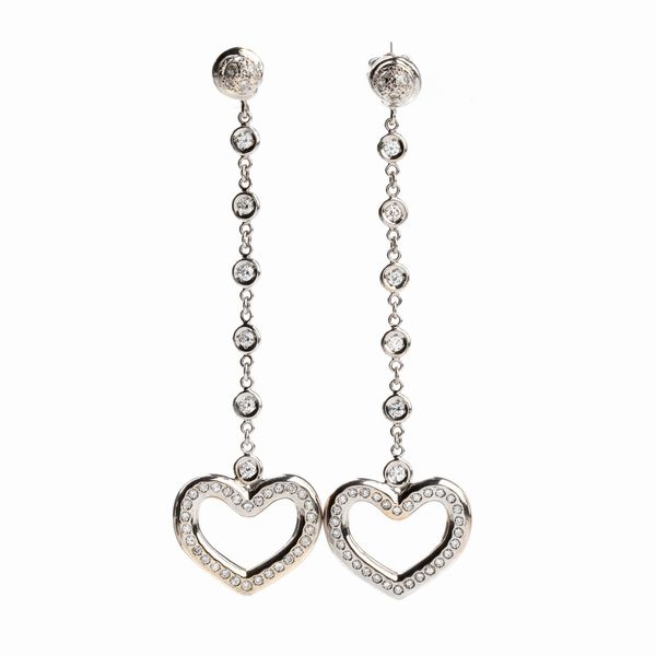 Orecchini pendenti con motivo a cuore in diamanti  - Asta Gioielli e Orologi - Associazione Nazionale - Case d'Asta italiane