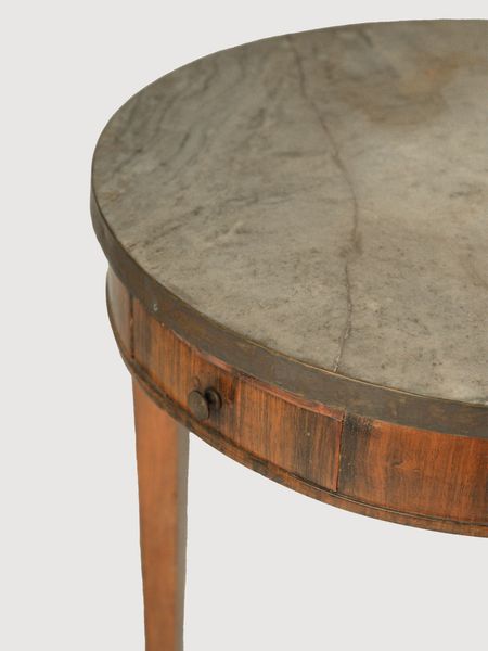 Tavolino in palissandro, met� del XIX secolo,  - Asta Antiquariato - Associazione Nazionale - Case d'Asta italiane