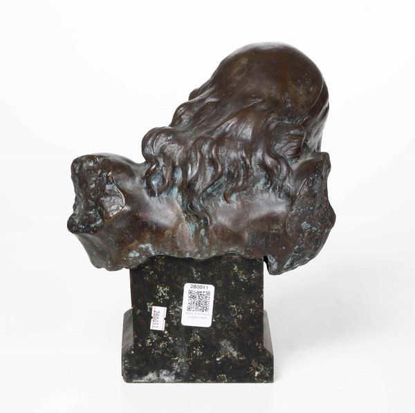 Testa di Cristo in bronzo con base in marmo. Arte del XIX-XX secolo  - Asta Scultura - Associazione Nazionale - Case d'Asta italiane