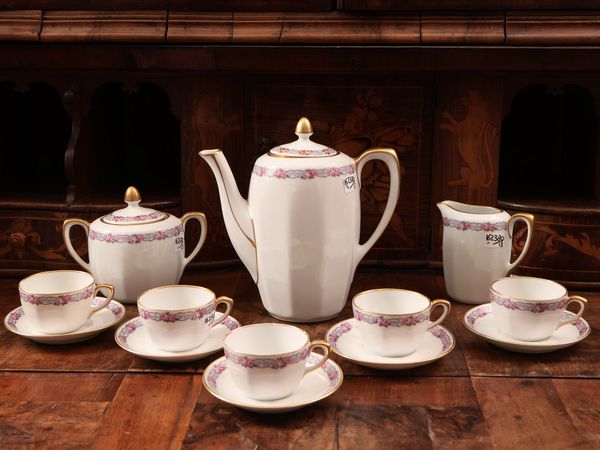 Servizio da caff� in porcellana, Richard Ginori  - Asta Una casa fiorentina - Associazione Nazionale - Case d'Asta italiane