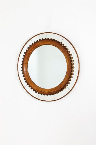 MARELLI : Specchio con cornice in legno. Anni '50 diam cm 100  - Asta Asta 147 Design - Associazione Nazionale - Case d'Asta italiane