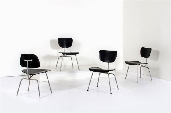 EAMES CHARLES E RAY : Quattro sedie modello LCM  - Asta Asta 147 Design - Associazione Nazionale - Case d'Asta italiane