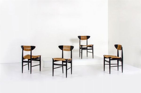 WEGNER HANS (attribuito) : Quattro sedie in legno laccato  sedili e schienali in corda. Anni '50 cm 74x45x45  - Asta Asta 147 Design - Associazione Nazionale - Case d'Asta italiane