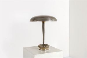 STILNOVO - Lampada da tavolo in metallo cromato. Anni '50 h cm 48