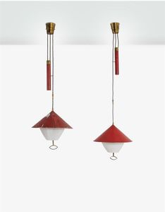 STILNOVO - Coppia di lampadari a saliscendi in metallo verniciato e vetro stampato. Anni '50 cm 40x38