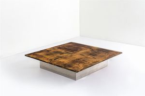 TURA ALDO - Tavolo da salotto con base in metallo  piano rivestito in pergamena vetrificata. Anni '50 cm 27x130x130