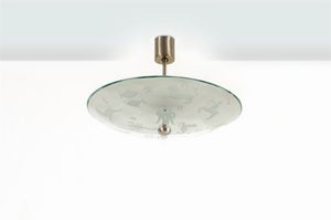 FONTANA ARTE - Lampada a sospensione con diffusore in cristallo molato decorato con i segni zodiacali. Anni '50 cmdiam cm 50  [..]