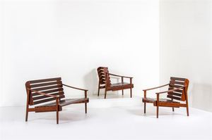 PRODUZIONE DANESE - Salotto in legno composto da un divano e due poltrone. Anni '50 divano cm 75x130x74 poltrone cm 75x62x74