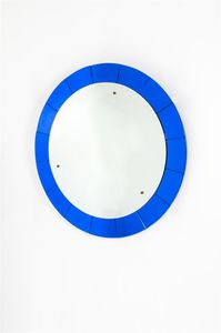 CRISTAL ART - Specchiera con cornice a tasselli di vetri colorati e specchiati. Anni '60 diam cm 110