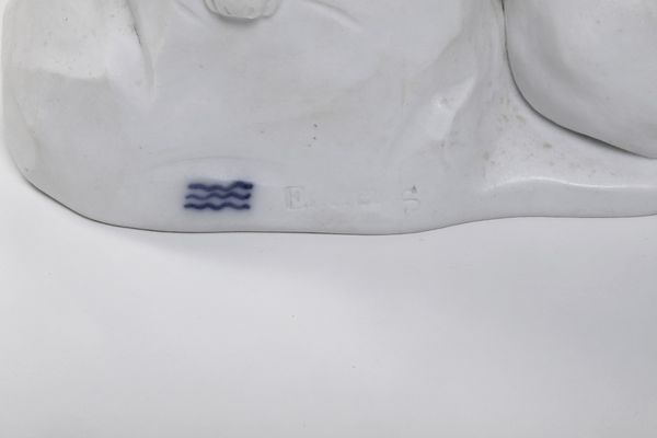 Scultura.<BR>Danimarca, Manifattura Royal Copenaghen, seconda met� del XIX secolo.<BR>  - Asta Ceramiche - Associazione Nazionale - Case d'Asta italiane