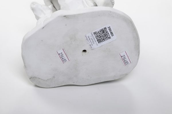 Scultura.<BR>Danimarca, Manifattura Royal Copenaghen, seconda met� del XIX secolo.<BR>  - Asta Ceramiche - Associazione Nazionale - Case d'Asta italiane