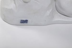Scultura.<BR>Danimarca, Manifattura Royal Copenaghen, seconda met� del XIX secolo.<BR>  - Asta Ceramiche - Associazione Nazionale - Case d'Asta italiane
