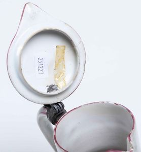 Lattiera con coperchio.<BR>Francia dell'est, seconda met� del XVIII secolo.  - Asta Ceramiche - Associazione Nazionale - Case d'Asta italiane