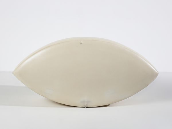 MAN RAY  (1890 - 1976) : Seduta Le T�moin per Simon International - Collezione Ultramobile, San Lazzaro di Savena  - Asta Asta 476 | DESIGN E ARTI DECORATIVE DEL NOVECENTO Online - Associazione Nazionale - Case d'Asta italiane