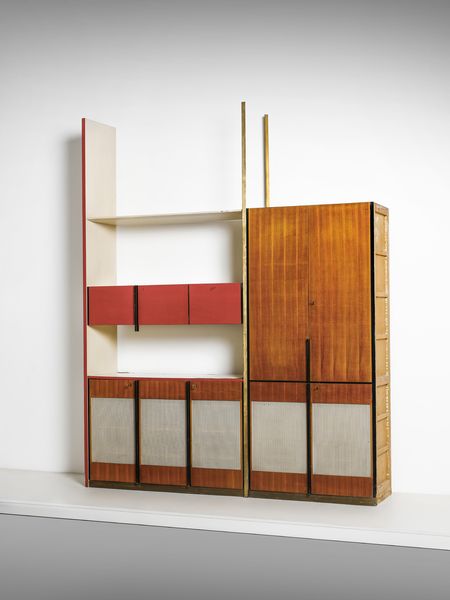 GRASSI LILIANA (1923 - 1985) : Mobile ad incasso su disegno a due campate con ripiano a giorno, stipi, guardaroba, esecuzione Serafino Arrighi, Cant�  - Asta Asta 476 | DESIGN E ARTI DECORATIVE DEL NOVECENTO Online - Associazione Nazionale - Case d'Asta italiane