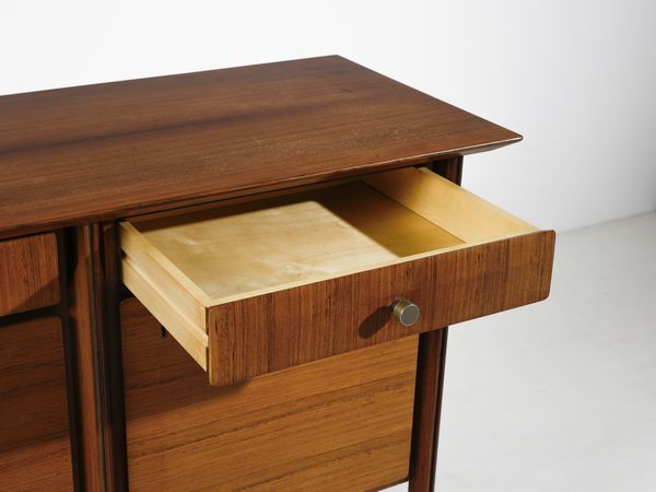 ARTIGIANI DEL MOBILE : Credenza a sei ante, Cant�  - Asta Asta 476 | DESIGN E ARTI DECORATIVE DEL NOVECENTO Online - Associazione Nazionale - Case d'Asta italiane