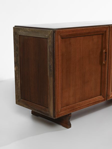 ALBINI FRANCO (1905 - 1977) : Mobile contenitore a quattro ante mod. MB15 per Poggi, Pavia  - Asta Asta 476 | DESIGN E ARTI DECORATIVE DEL NOVECENTO Online - Associazione Nazionale - Case d'Asta italiane