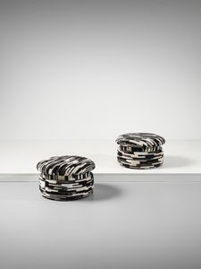 MANIFATTURA ITALIANA - Coppia di pouf