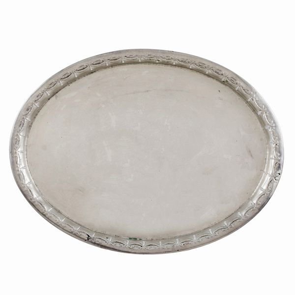 Vassoio ovale in argento  - Asta Argenti e l'Arte della Tavola - Associazione Nazionale - Case d'Asta italiane