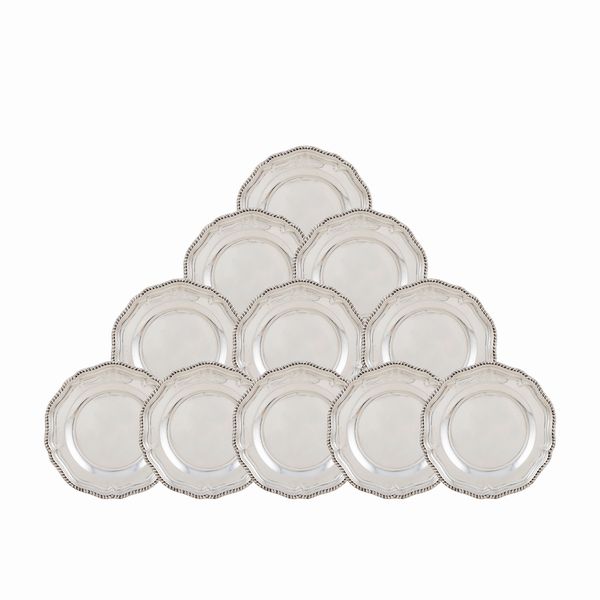 Set di piatti in argento (12)  - Asta Argenti e l'Arte della Tavola - Associazione Nazionale - Case d'Asta italiane