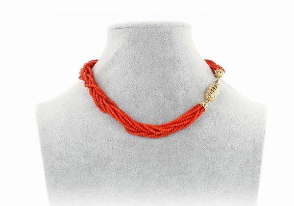 Torchon in corallo e oro  - Asta Gioielli e Coralli - Associazione Nazionale - Case d'Asta italiane