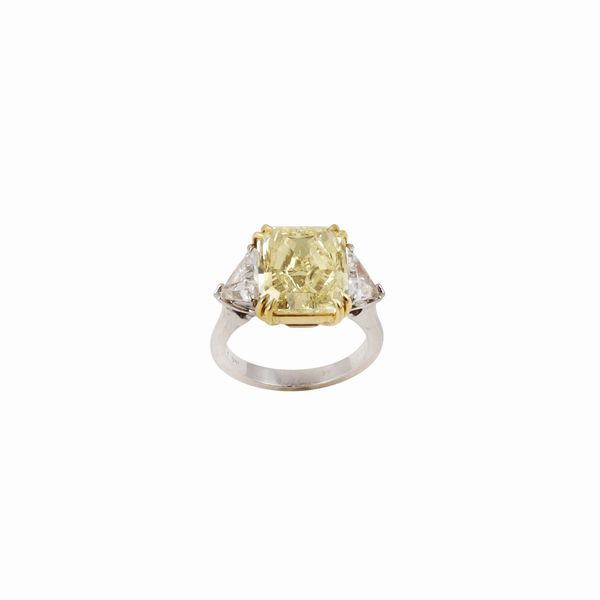 DIAMANTE FANCY YELLOW  - Asta GIOIELLI IMPORTANTI - Associazione Nazionale - Case d'Asta italiane