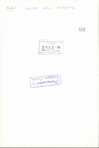 Calogero Cascio : Per� Gente nel deserto  - Asta Fotografia - Associazione Nazionale - Case d'Asta italiane