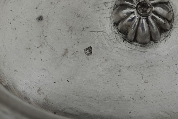 Zuppiera neoclassica. Parigi inizi XIX secolo, maestro argentiere Jean Baptiste Claude Odiot (1763-1850)  - Asta Sei Secoli di Arti e Arredi - Associazione Nazionale - Case d'Asta italiane