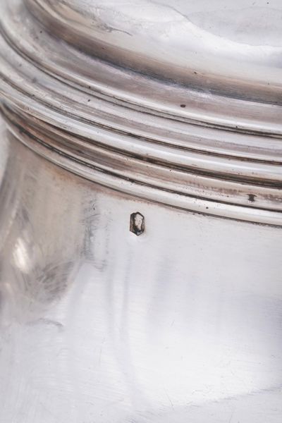 Teiera e zuccheriera. Francia XIX-XX secolo, marchio di importazione Argenteria F.Tornotti Torino  - Asta Sei Secoli di Arti e Arredi - Associazione Nazionale - Case d'Asta italiane