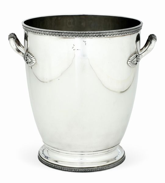 Rinfrescatoio. Argenteria italiana del XX secolo, argentiere Ricci & C. Alessandria per gioielleria Calderoni  - Asta Sei Secoli di Arti e Arredi - Associazione Nazionale - Case d'Asta italiane