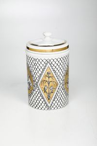 Piero Fornasetti : Milano 1950 ca  - Asta Sei Secoli di Arti e Arredi - Associazione Nazionale - Case d'Asta italiane