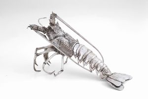 Aragosta in metallo argentato. XX secolo  - Asta Sei Secoli di Arti e Arredi - Associazione Nazionale - Case d'Asta italiane