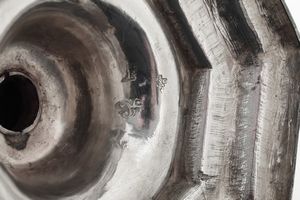 Coppia di candelieri. Parigi prima met� del XVIII secolo (1727-1732), argentiere Gabriel Joseph Miollet (1706-1752)  - Asta Sei Secoli di Arti e Arredi - Associazione Nazionale - Case d'Asta italiane