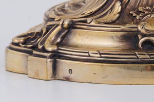 Coppia di candelabri. Francia seconda met� del XX secolo  - Asta Sei Secoli di Arti e Arredi - Associazione Nazionale - Case d'Asta italiane