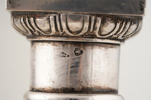 Lucerna neoclassica. Roma prima met� del XIX secolo, maestro argentiere Girolamo Menazzi (1801-1835)  - Asta Sei Secoli di Arti e Arredi - Associazione Nazionale - Case d'Asta italiane