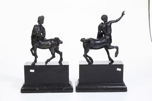 Coppia di centauri. Fonditore del XIX secolo  - Asta Sei Secoli di Arti e Arredi - Associazione Nazionale - Case d'Asta italiane