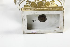 Coppia di vasi, inizio del XX secolo  - Asta Sei Secoli di Arti e Arredi - Associazione Nazionale - Case d'Asta italiane