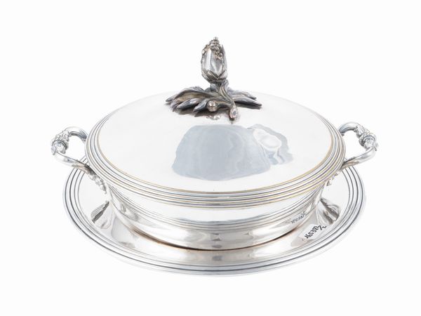 Legumiera in metallo argentato, Christofle  - Asta Di villa in villa Una collezione di vetri - Associazione Nazionale - Case d'Asta italiane
