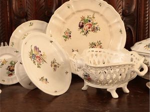 Servizio di piatti in terraglia, Società Ceramica Richard  - Asta Di villa in villa Una collezione di vetri - Associazione Nazionale - Case d'Asta italiane