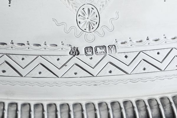 Vassoio. Sheffield 1891  - Asta L'Art de la Table - Associazione Nazionale - Case d'Asta italiane