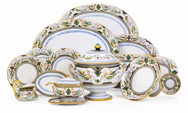 Servizio da tavola “a grottesche”<BR>Faenza, Manifattura di Paolo Zoli, 1919-1930<BR>  - Asta L'Art de la Table - Associazione Nazionale - Case d'Asta italiane
