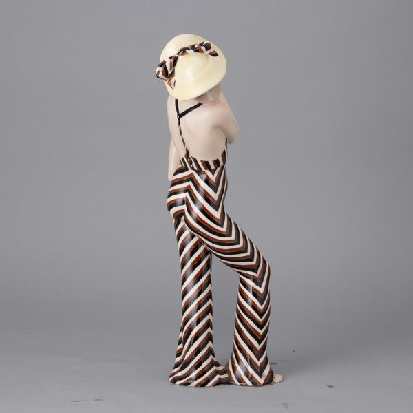 Sandro Vacchetti : Essevi, Torino 1930 ca Pigiama  - Asta Ceramiche Italiane ed Europee del '900 - Associazione Nazionale - Case d'Asta italiane