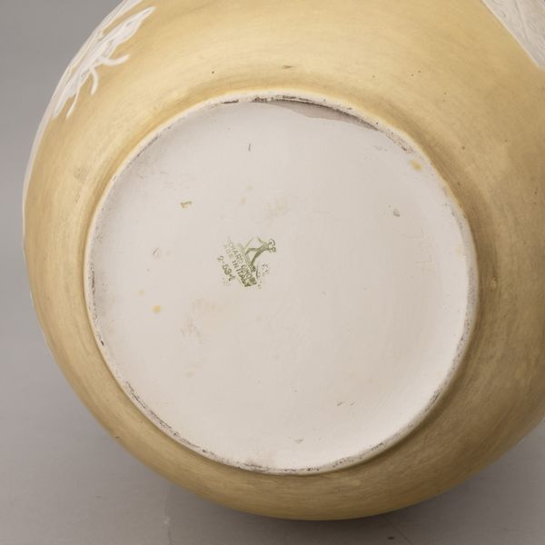 Giovanni Gariboldi : Richard Ginori, San Cristoforo, Milano 1940 ca  - Asta Ceramiche Italiane ed Europee del '900 - Associazione Nazionale - Case d'Asta italiane