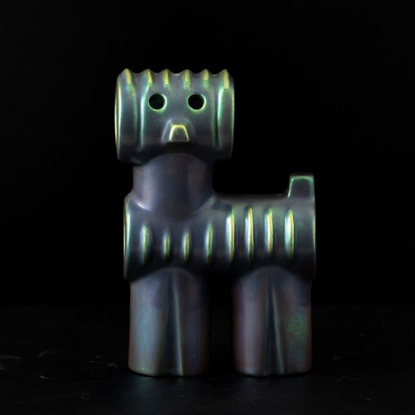 Judit Nádor : Zsolnay, Ungheria secolo XX Pipe dog  - Asta Ceramiche Italiane ed Europee del '900 - Associazione Nazionale - Case d'Asta italiane